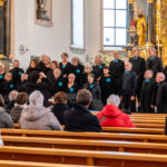 Kommunionfeier begleitet vom Chor singasong aus Horn