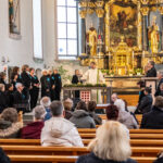 Kommunionfeier begleitet vom Chor singasong aus Horn