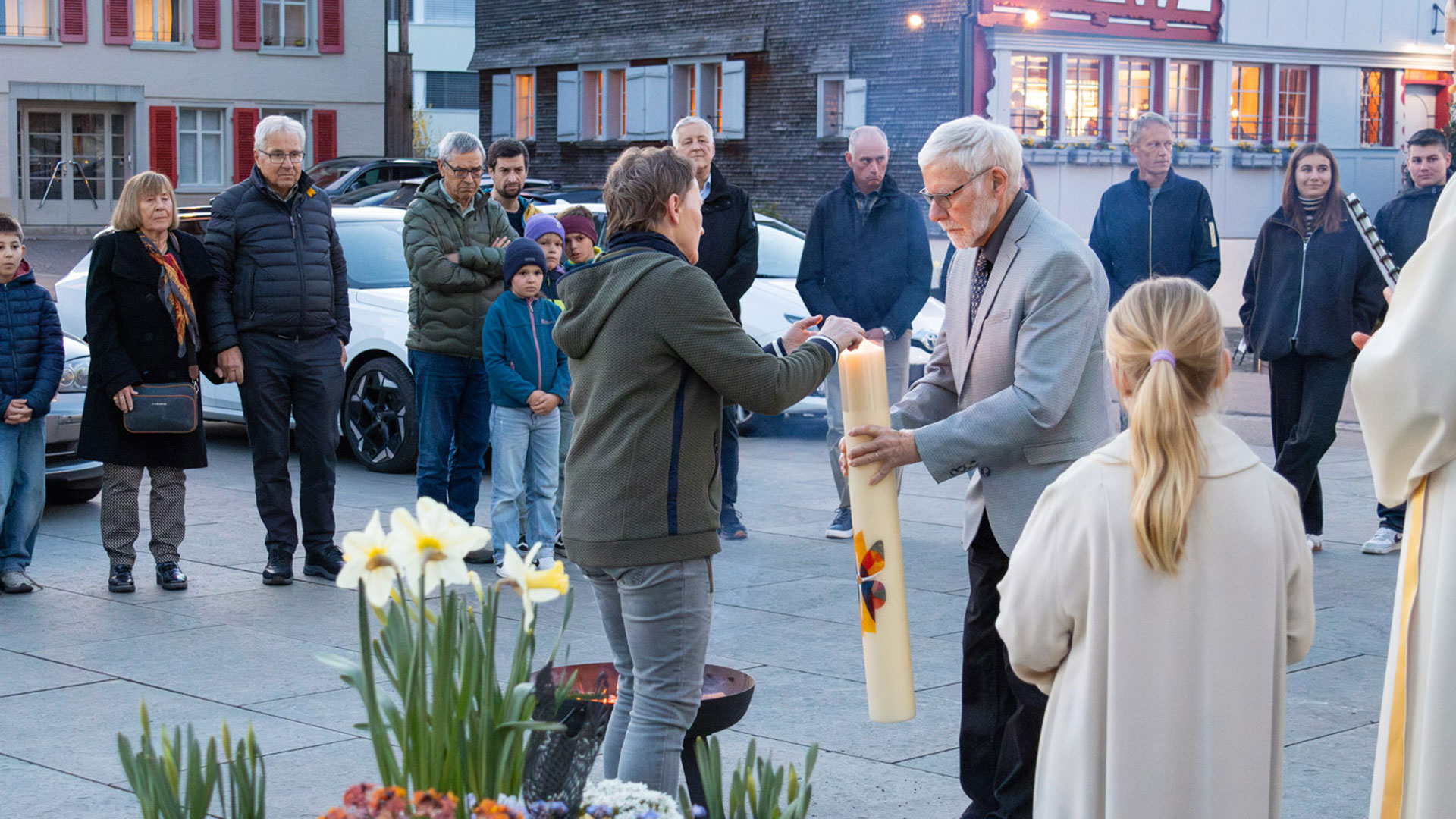 Kommunionfeier mit Osterfeuer und anschliessendem Schlummertrunk
